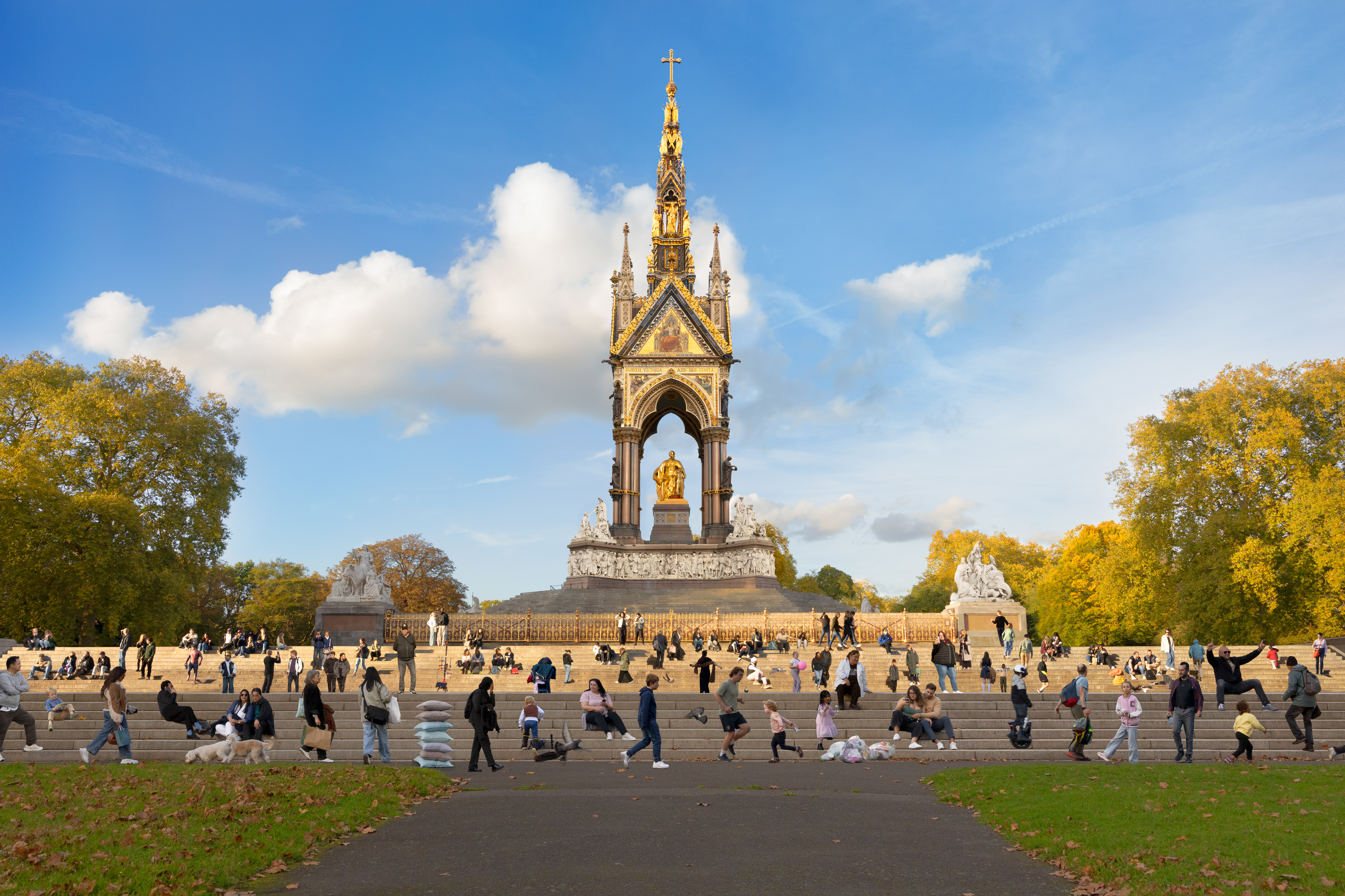 Who’s watching the monument?(图1) 1.hyde park.jpg
